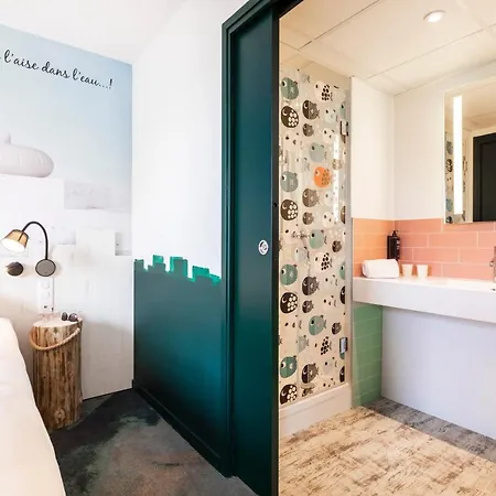 Ibis Styles מלון טונון-לה-בן