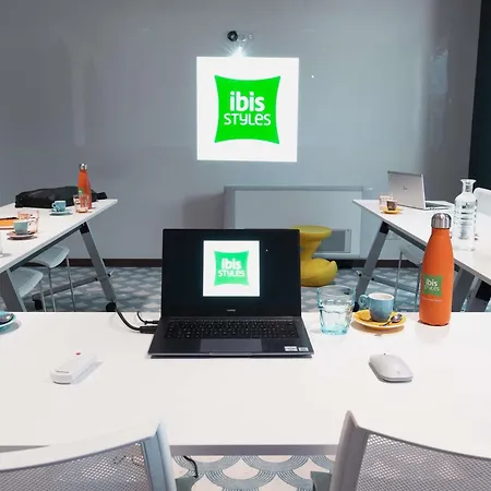 Ibis Styles 3*